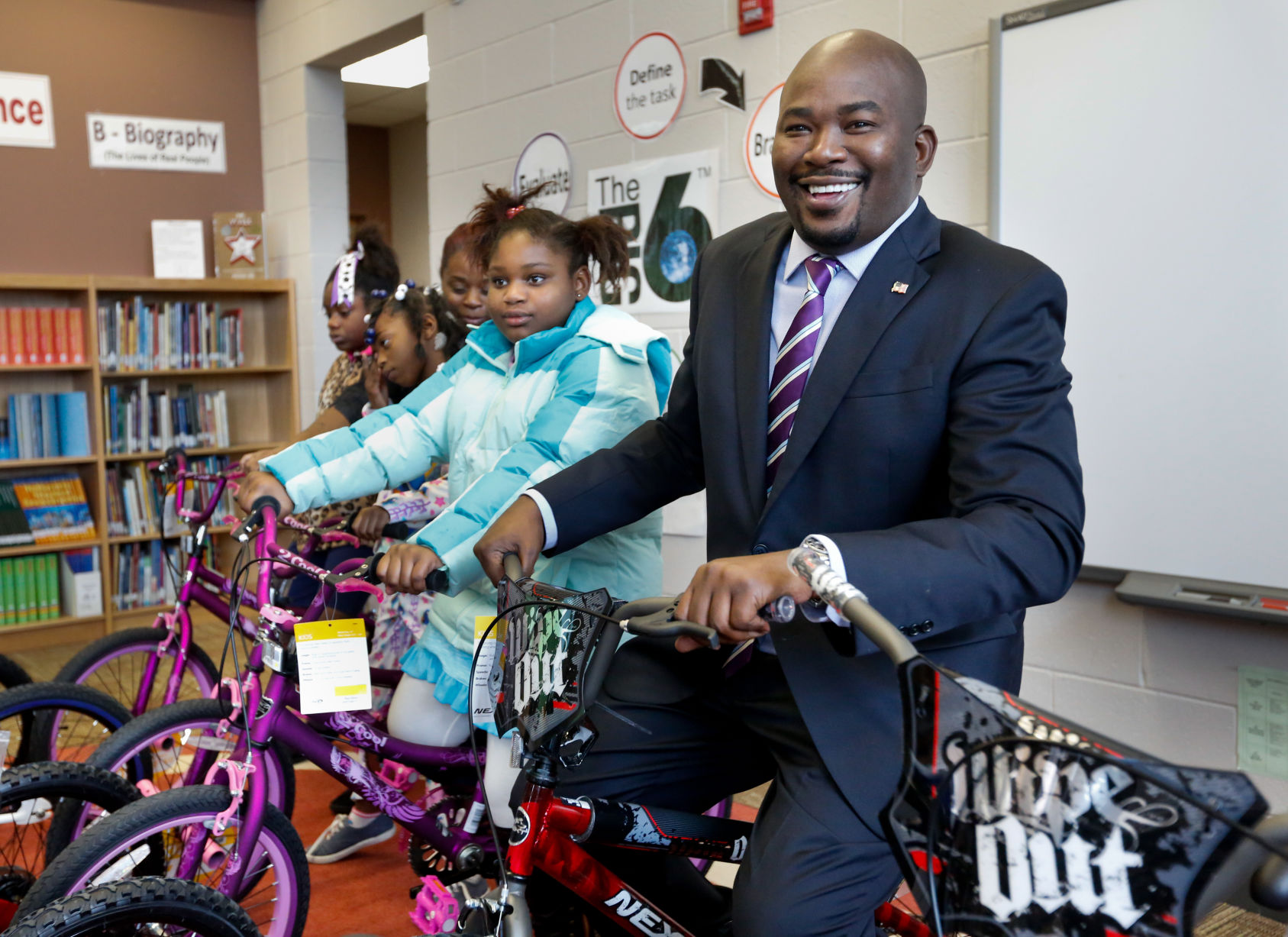 Kevin Singleton gives back for his mother
